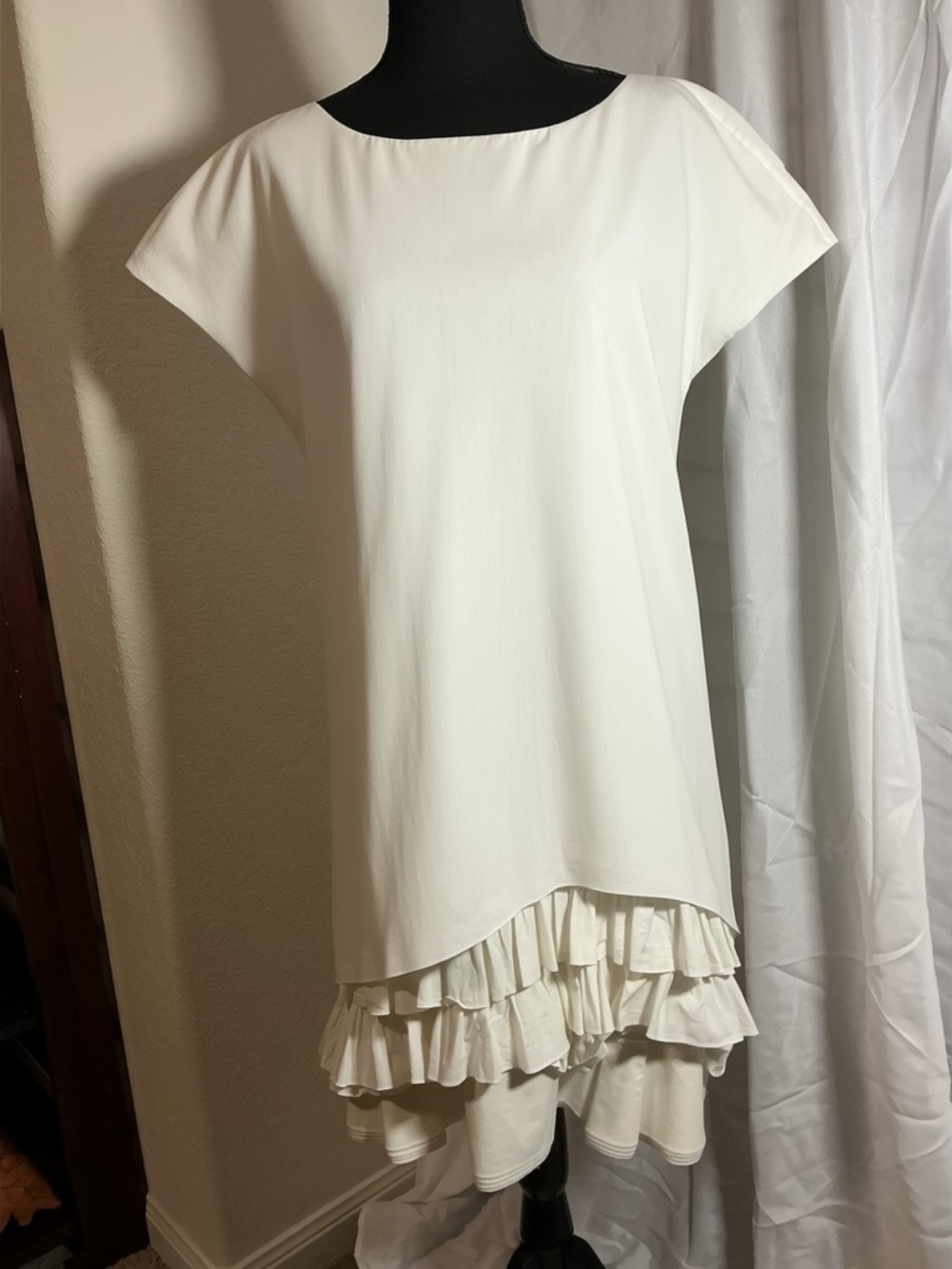 Valentino Ivory Ruffle Hem Dress IT 48 US 10 Made in Italy Designer Minimalist